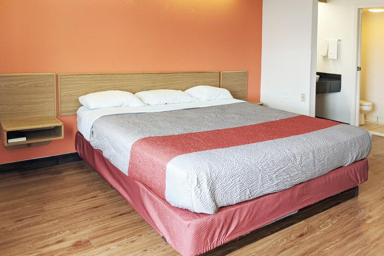 Hotel Markle In I-69 Eksteriør billede