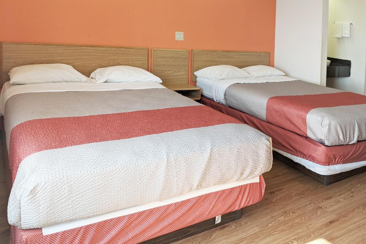 Hotel Markle In I-69 Eksteriør billede