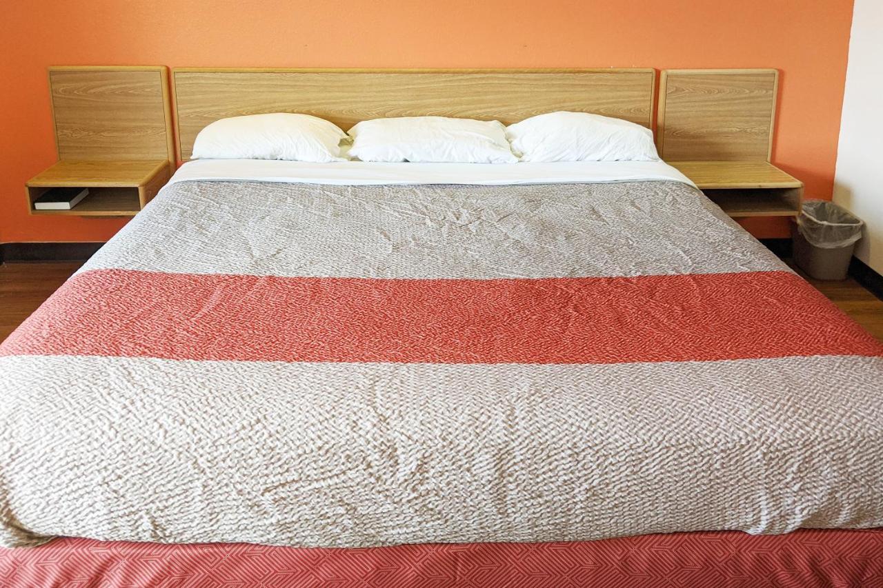 Hotel Markle In I-69 Eksteriør billede