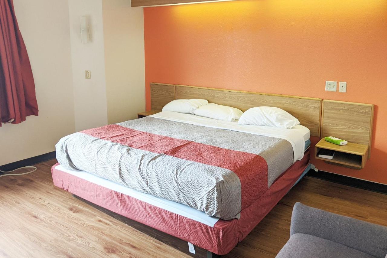 Hotel Markle In I-69 Eksteriør billede