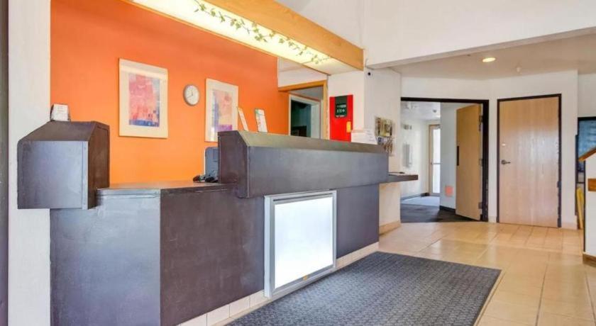 Hotel Markle In I-69 Eksteriør billede
