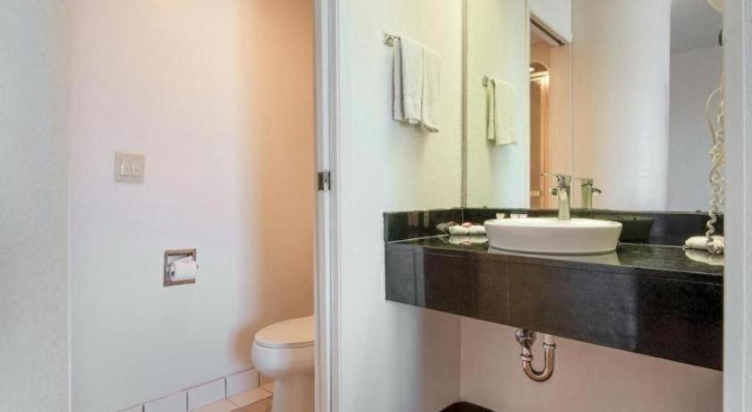 Hotel Markle In I-69 Eksteriør billede